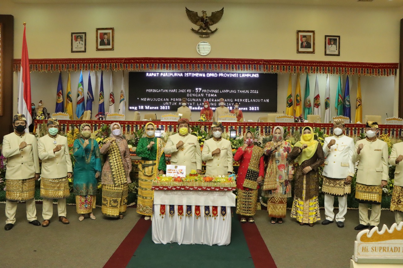 DPRD Adakan Rapat Paripurna Istimewa Peringatan HUT Ke-57 Dan Dihadiri Oleh Gubernur Arinal