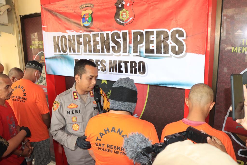 Polres Metro Gelar Press Release Hasil Ops Cempaka Krakatau 2023