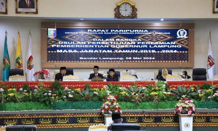 Paripurna DPRD, Ratusan Penghargaan Telah Diraih Oleh Provinsi Lampung Hasil Kerja Keras Semua Pihak