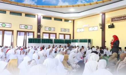 Walikota Eva Dwina Safari Ramadhan di Masjid Al Amin Kedaton