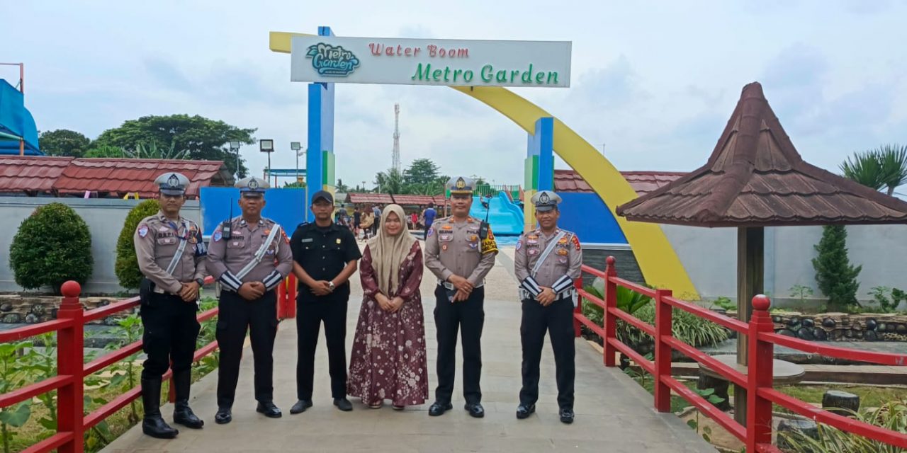 Libur Akhir Tahun, Sat lantas Polres Metro dan Jajaran Lakukan Pengamanan di Tempat Wisata