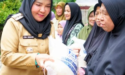 Pemerintah Kota Bandar Lampung Melakukan Pendistribusian Bantuan Beras Dalam Rangka Fasilitasi Bantuan Sosial Kesejahteraan Keluarga