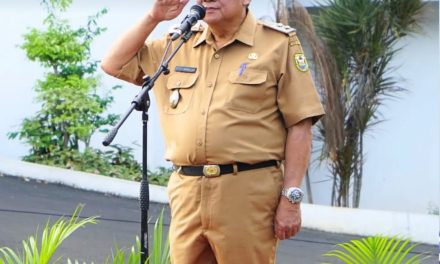 Wakil Walikota Bandar Lampung Drs. Hi. Deddy Amarullah Menjadi Pembina pada Apel Mingguan di Lingkungan Sekretariat Pemerintah Kota Bandar Lampung Tahun 2025